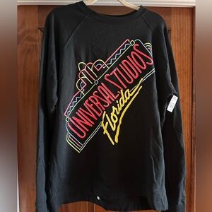 Universal Studios Vintage Logo XL NWT Sweatshirt